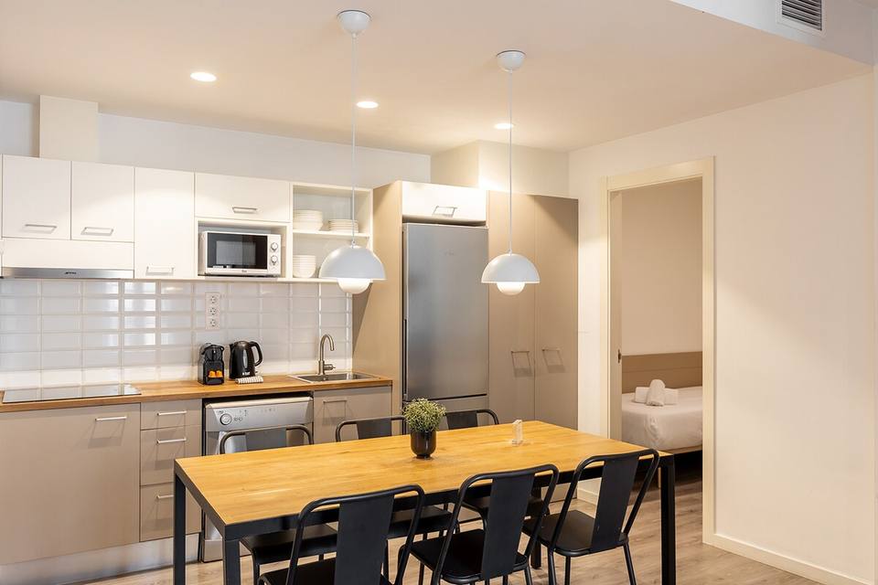 Apartamento de diseño con tres dormitorios en Sants