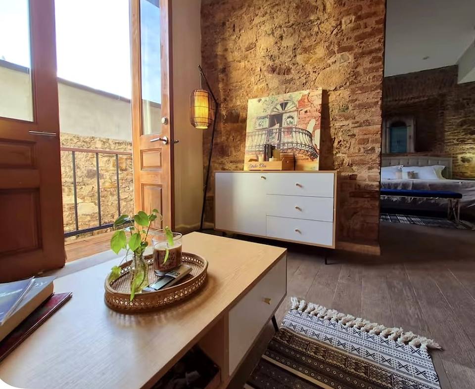 Elegancia histórica en el corazón del Casco Viejo