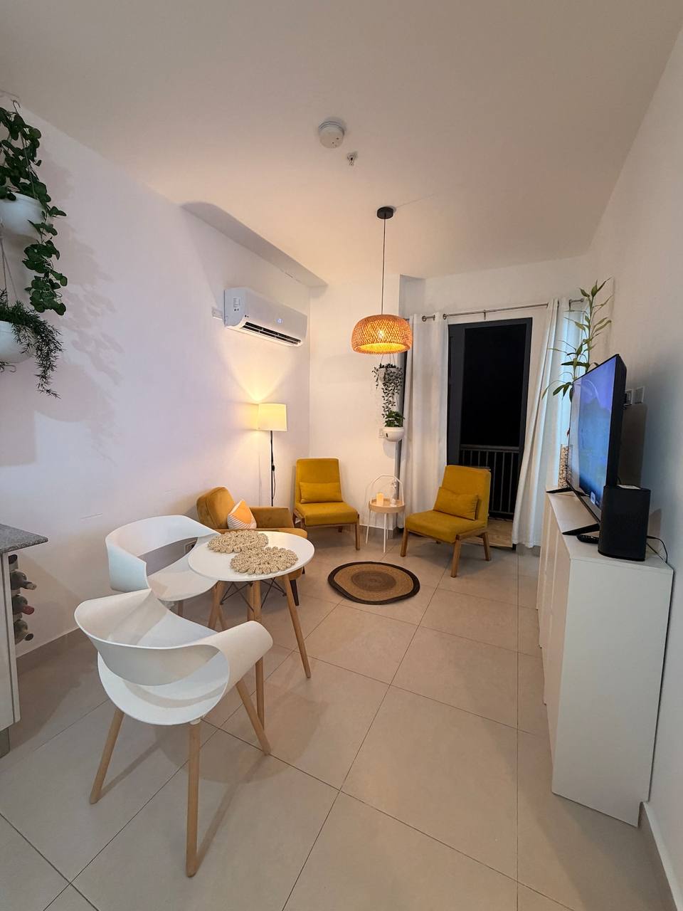 Chic Modern Retreat in Historic Casco Viejo