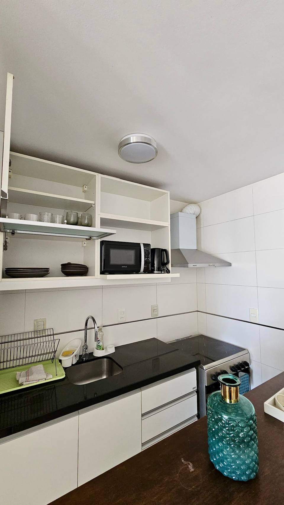 Cocina completa y moderna