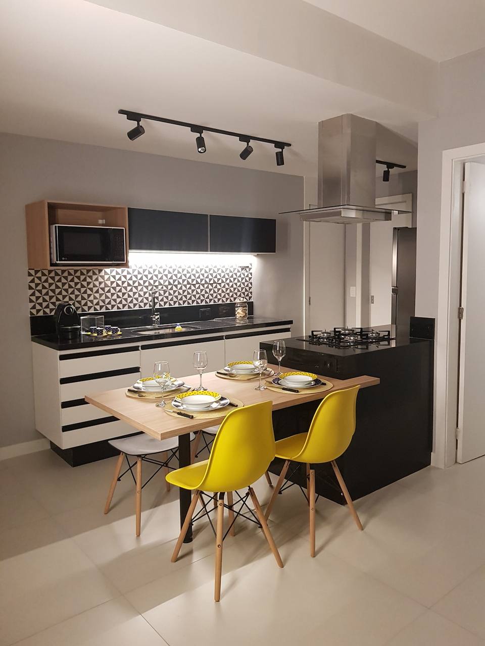 Cocina americana completa con anafe y horno