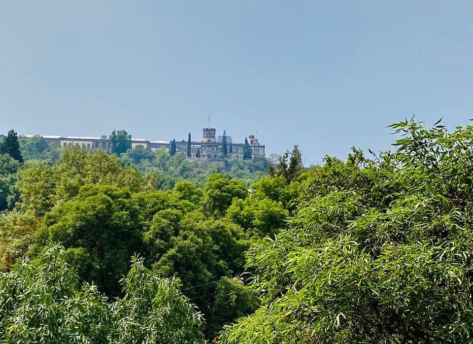 Boutique en Condesa con balcón y vista al Castillo
