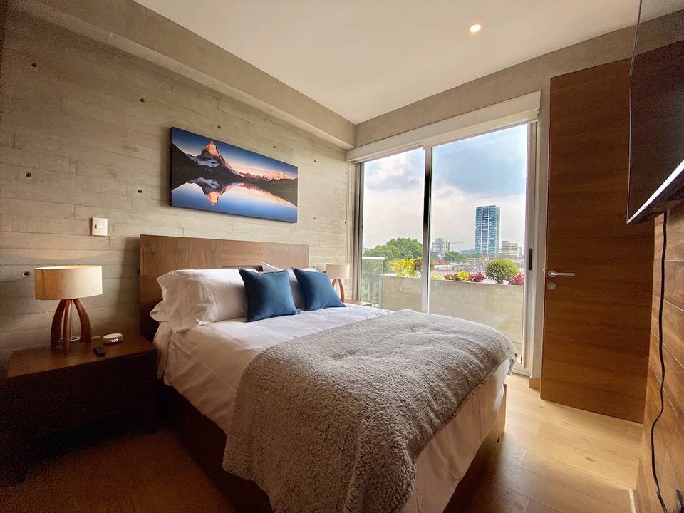 Boutique en Condesa con balcón y vista al Castillo