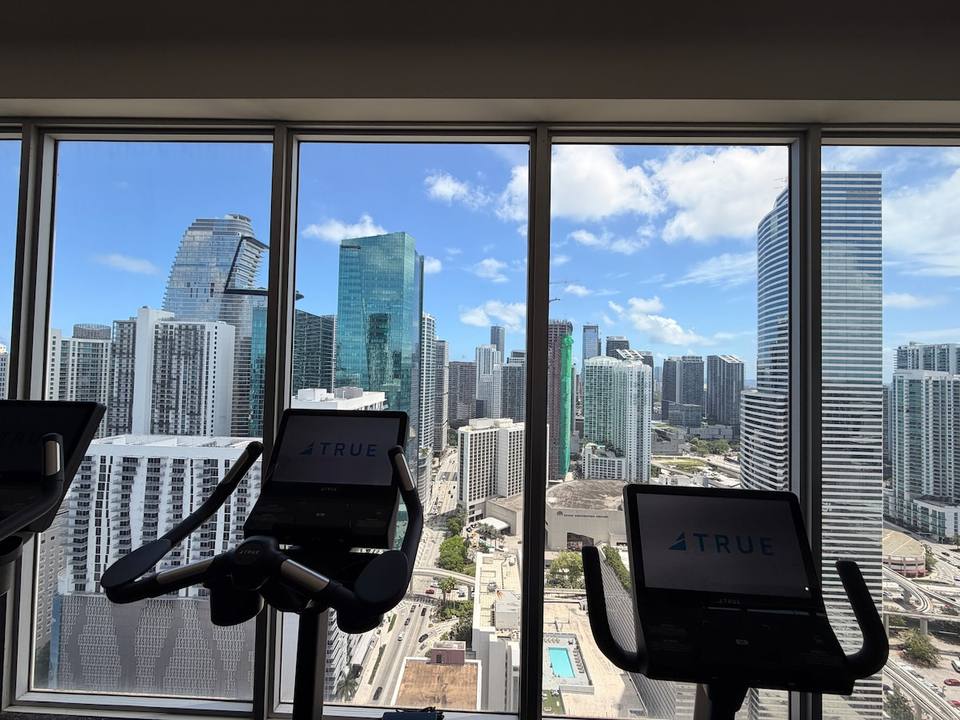 Estudio moderno de lujo en el corazón de Brickell