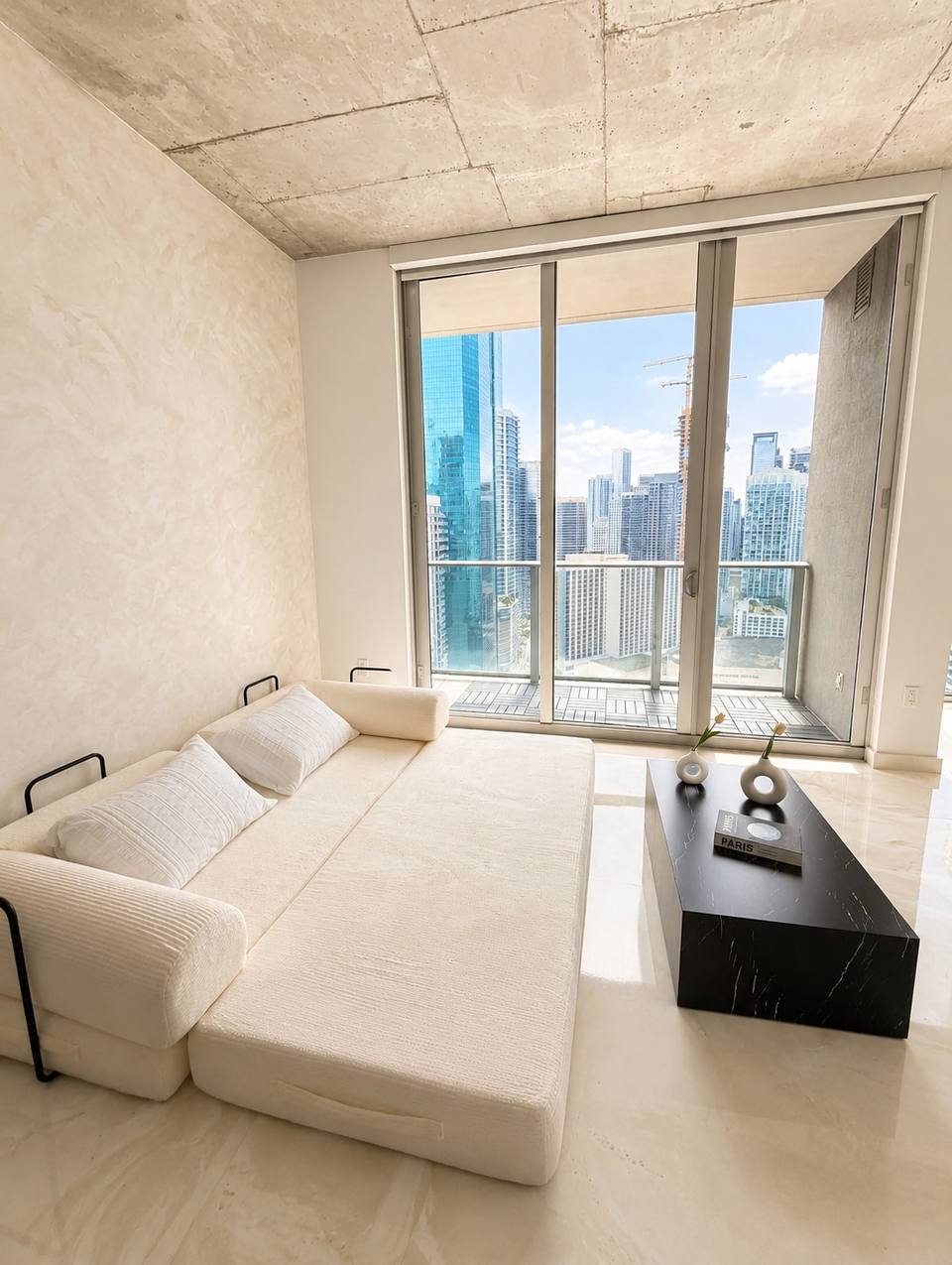 Estudio moderno de lujo en el corazón de Brickell