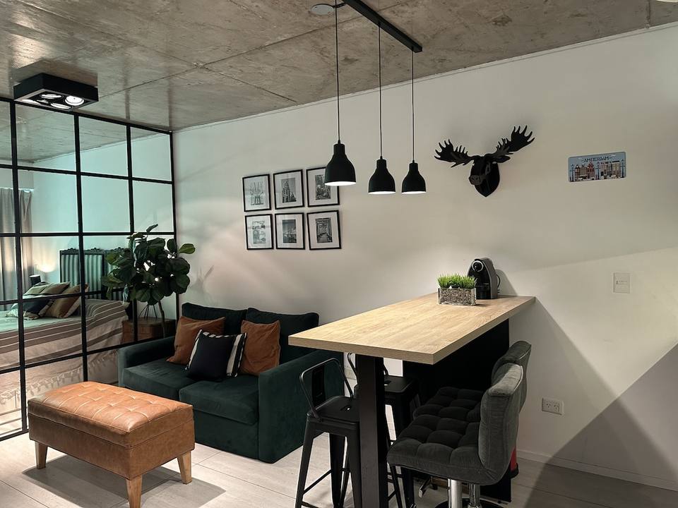 Diseño industrial y confort con jacuzzi en Palermo