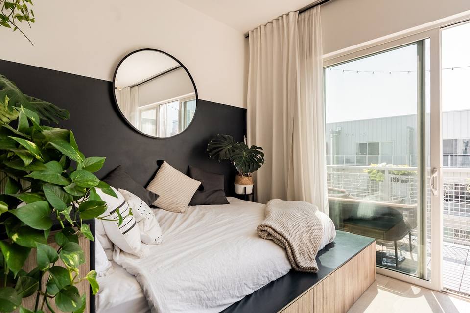 Dormitorio integrado al ambiente principal