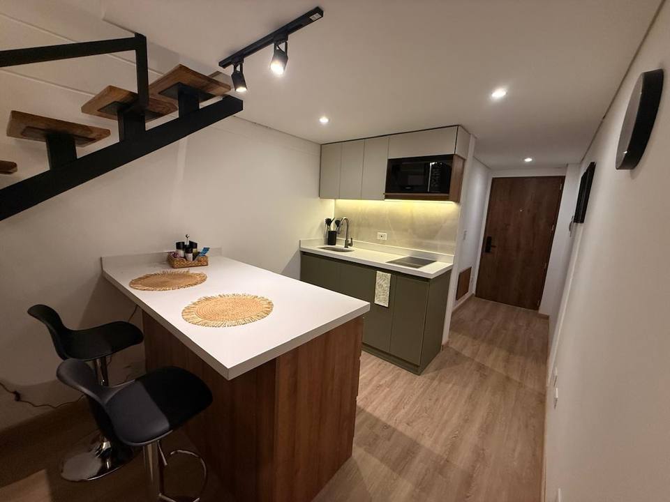 Moderno Loft Dúplex cerca del Movistar Arena