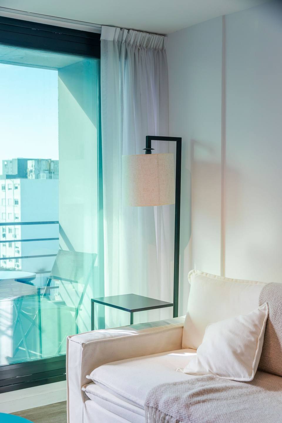 Contemporáneo apartamento con balcón y oficina en Pocitos