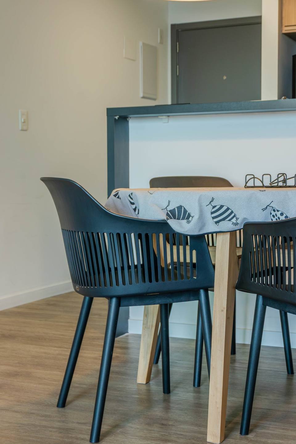 Contemporáneo apartamento con balcón y oficina en Pocitos