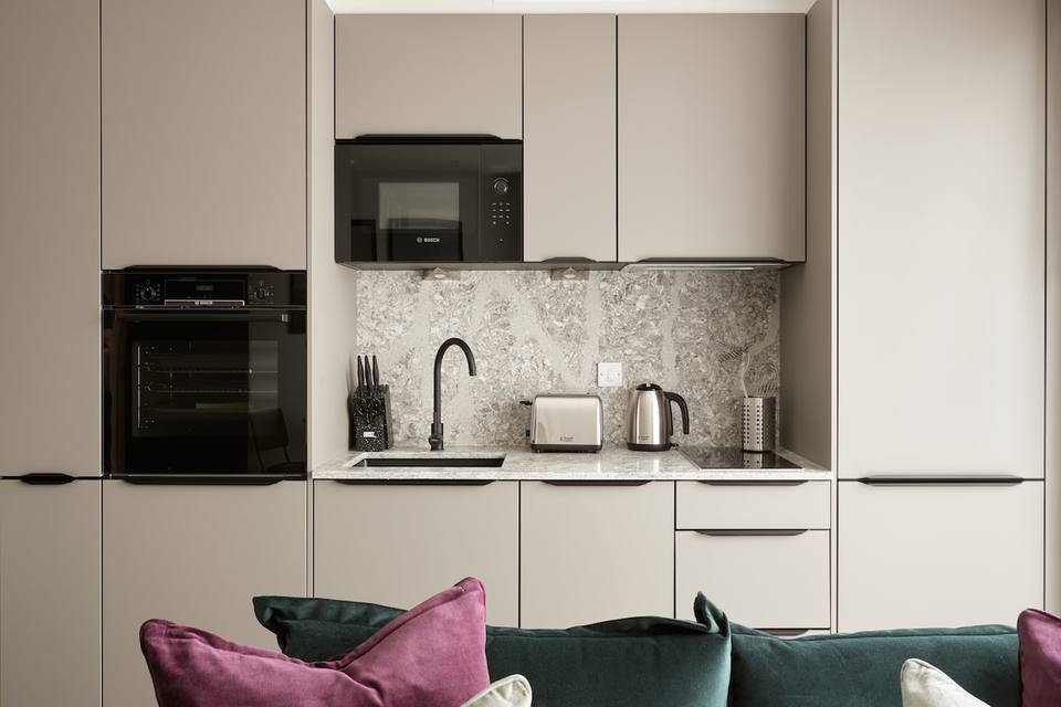 Estudio de diseño moderno en Commercial Road