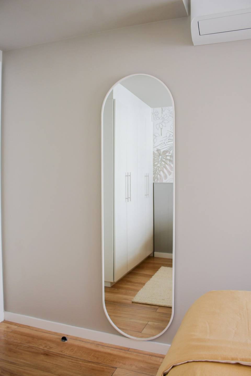 Contemporáneo apartamento con garage próximo a la Rambla