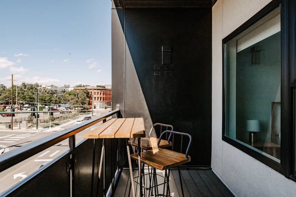 Balcón privado con vista a las montañas