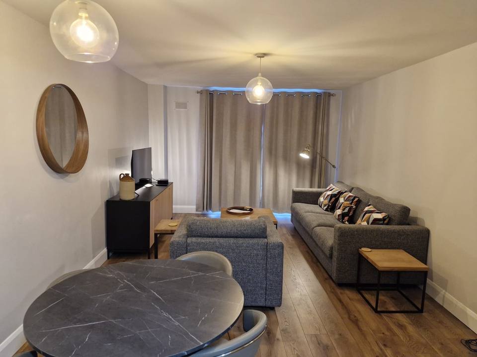 Modern Apartment in the Heart of Dublin 8