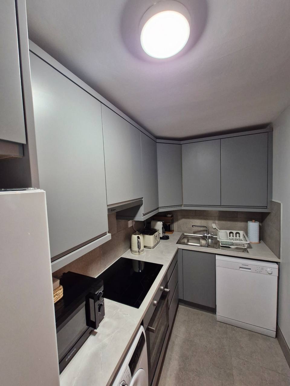 Modern, equipped kitchen