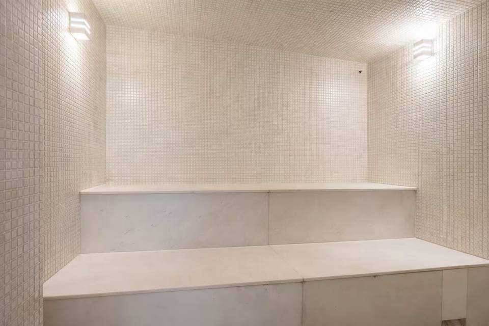 Moderno departamento en Ipanema con pileta y sauna