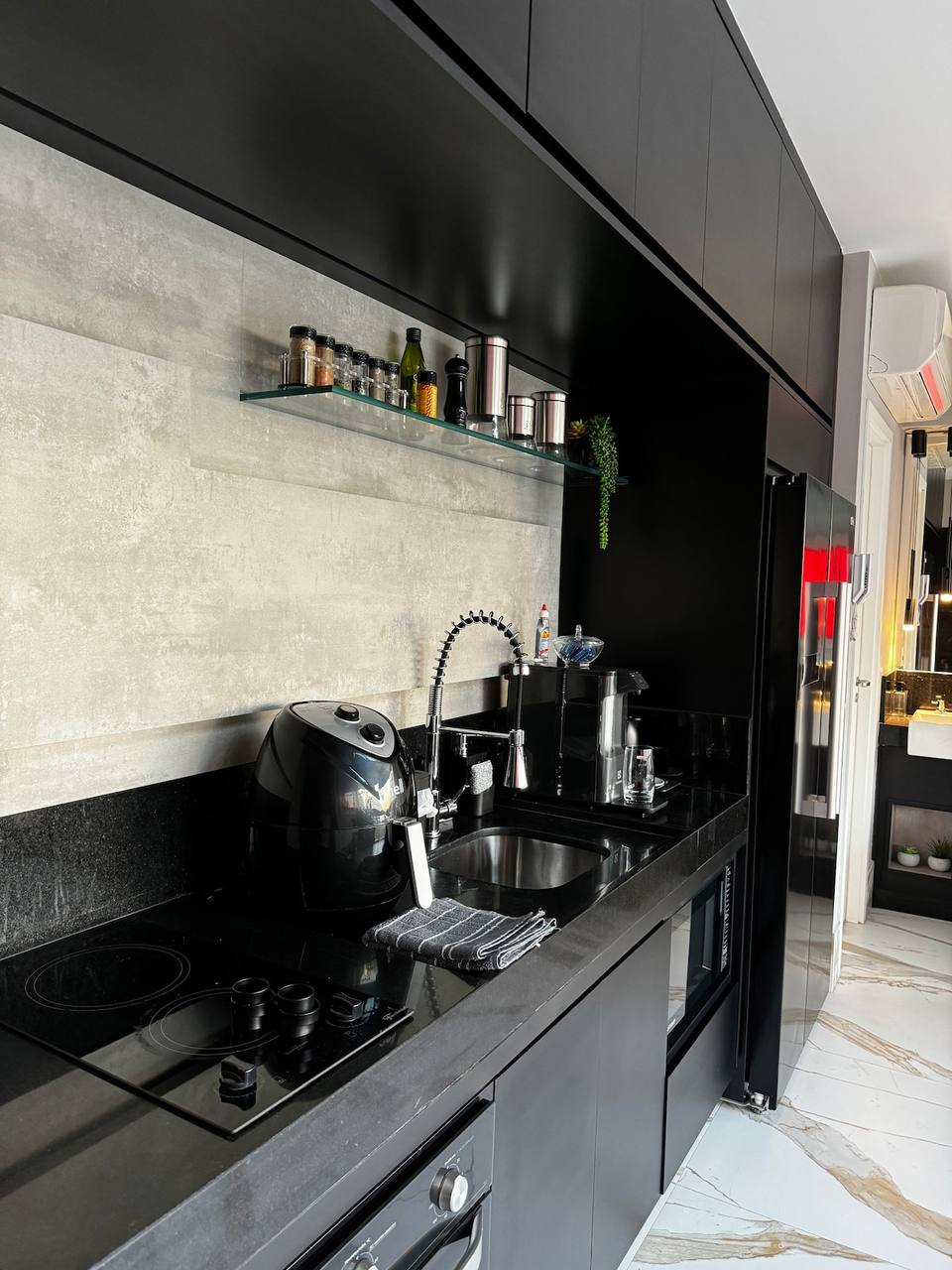Sophisticated duplex in the heart of Jardins