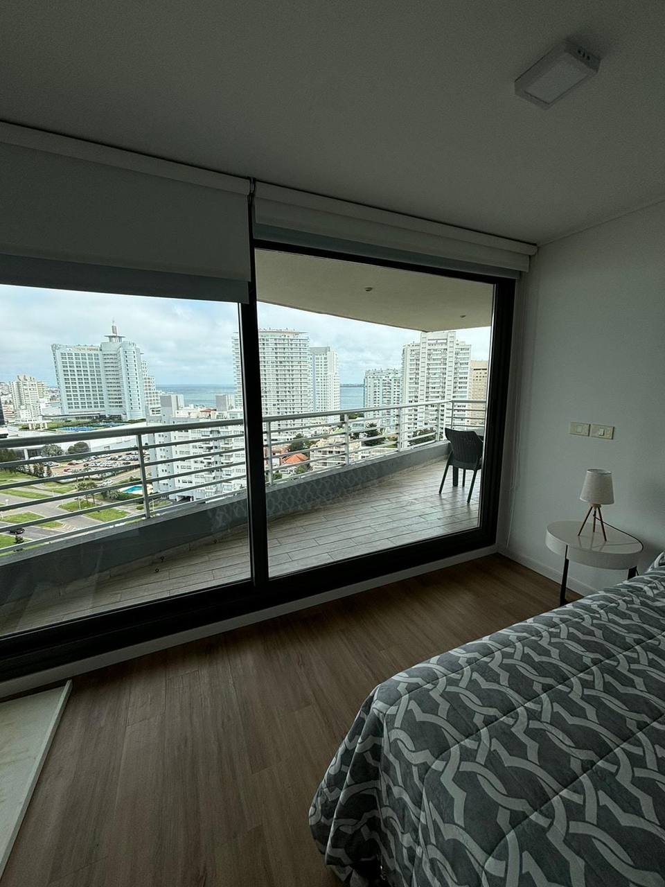 Stunning Ocean-View Apartment with Pool