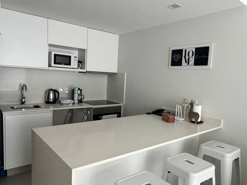 Apartamento moderno frente al mar en Playa Mansa