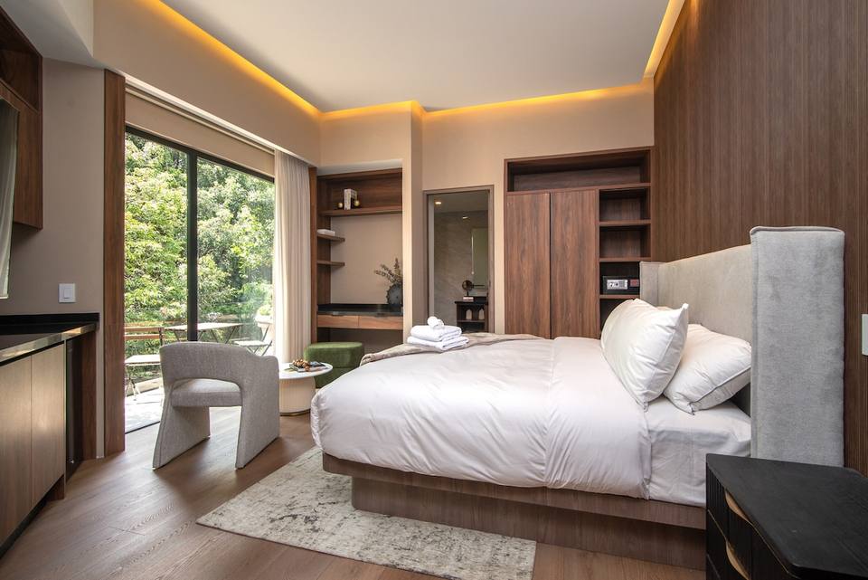 Suite principal con diseño contemporáneo