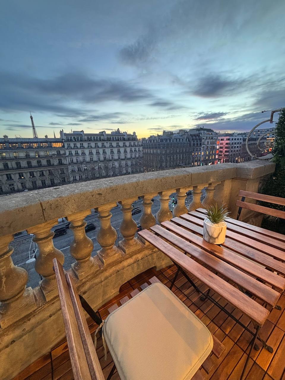 Suite de lujo con vistas a la Torre Eiffel
