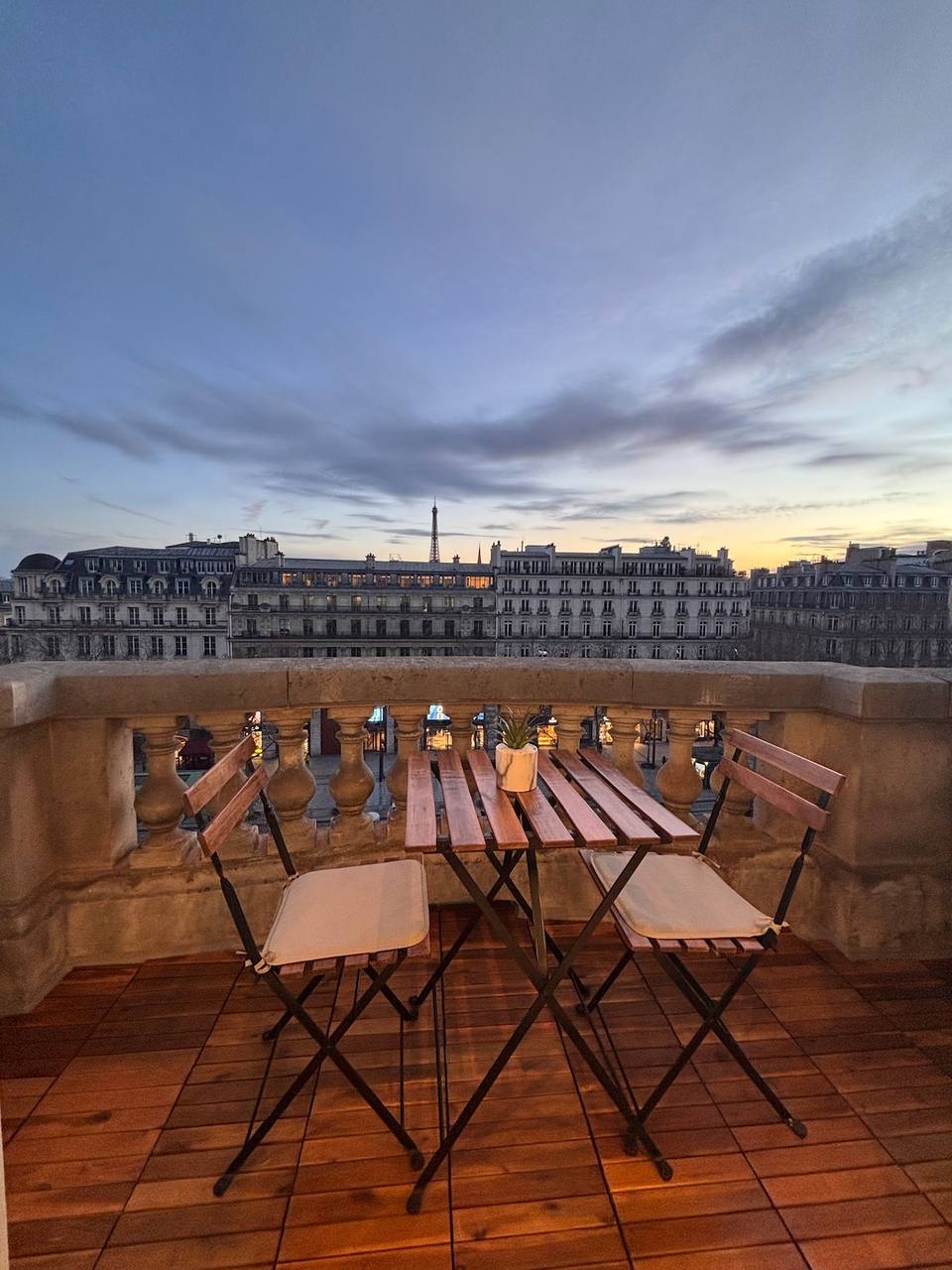 Suite de lujo con vistas a la Torre Eiffel