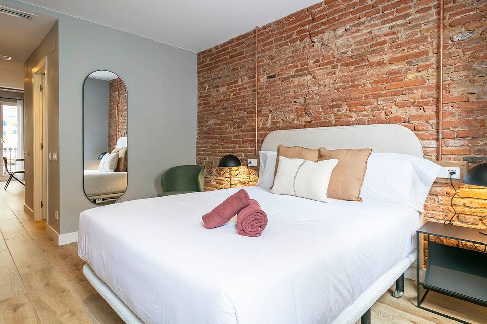 Apartamento moderno y acogedor junto a Plaza España