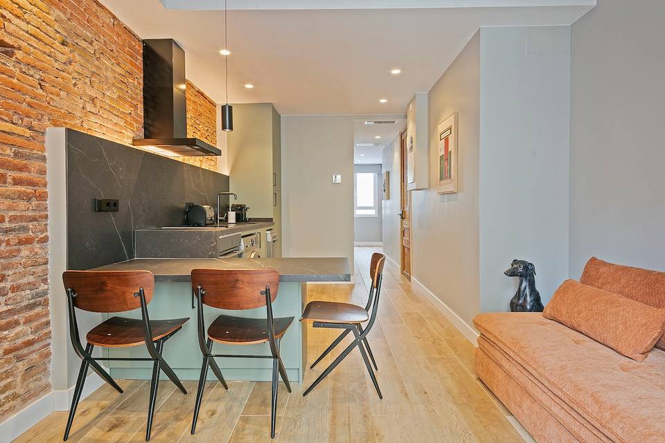 Apartamento moderno y acogedor junto a Plaza España