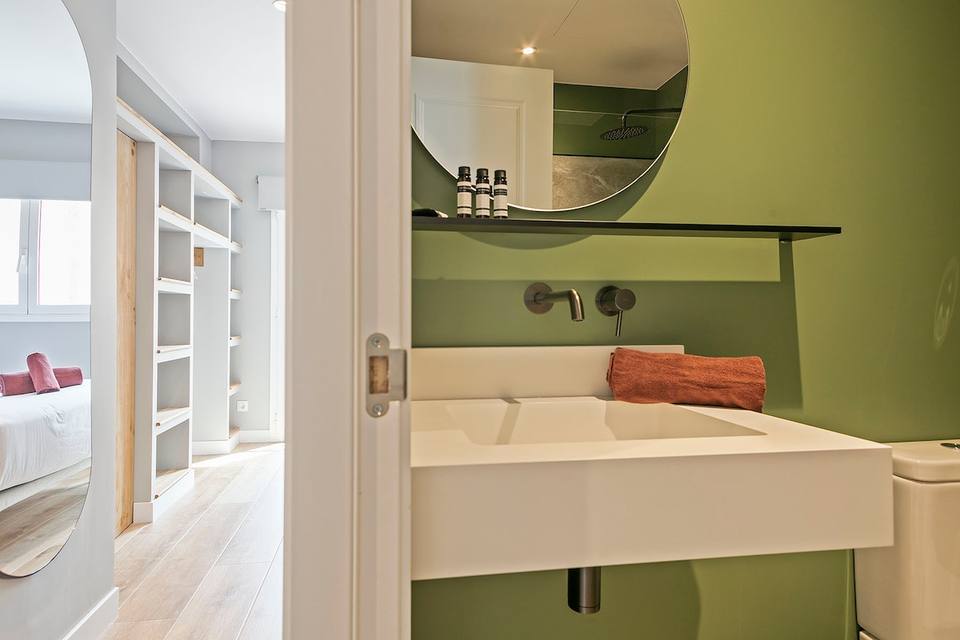 Apartamento moderno y acogedor junto a Plaza España