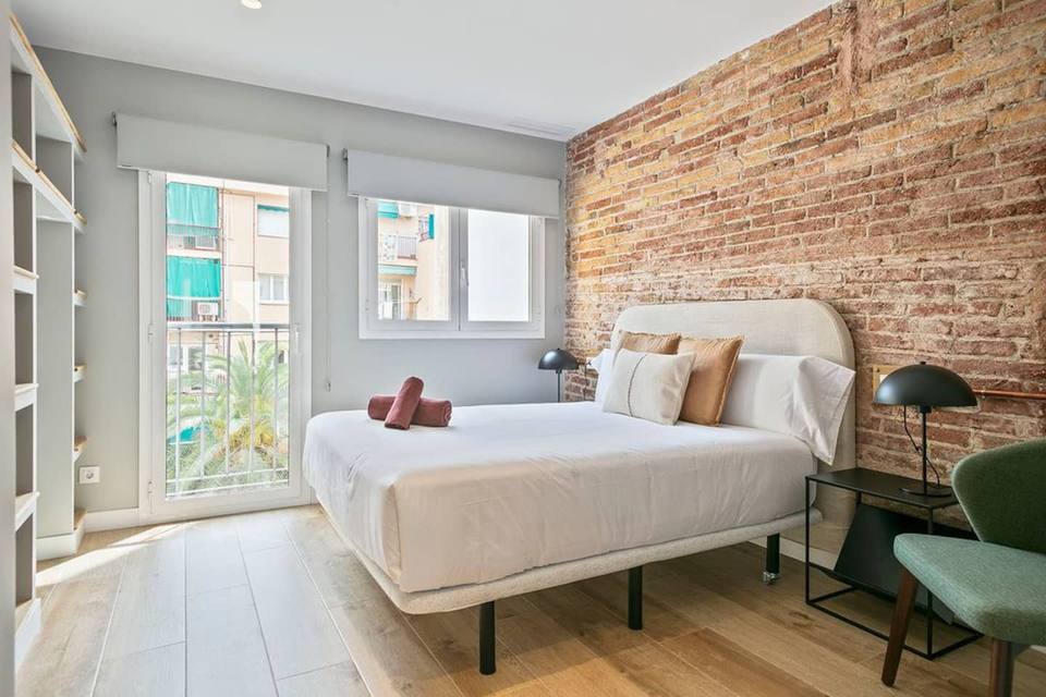 Apartamento moderno y acogedor junto a Plaza España