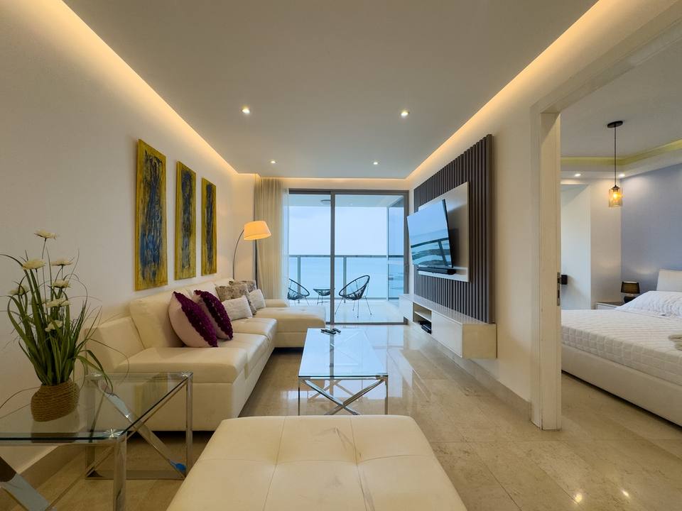 Apartamento de lujo con vistas al mar en Cinta Costera
