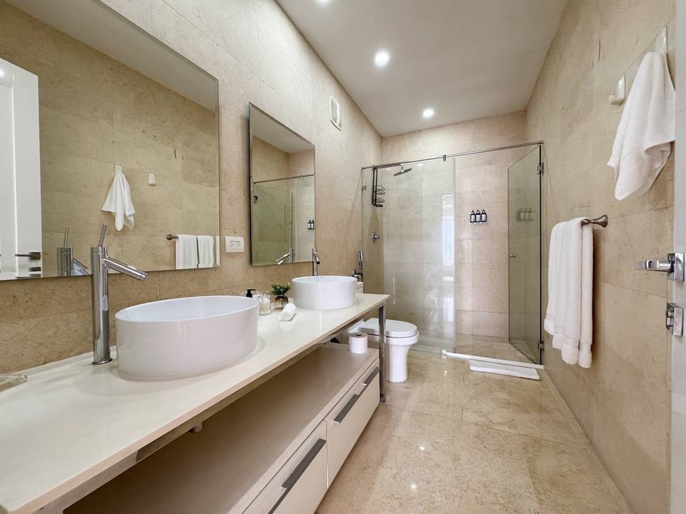 Apartamento de lujo con vistas al mar en Cinta Costera