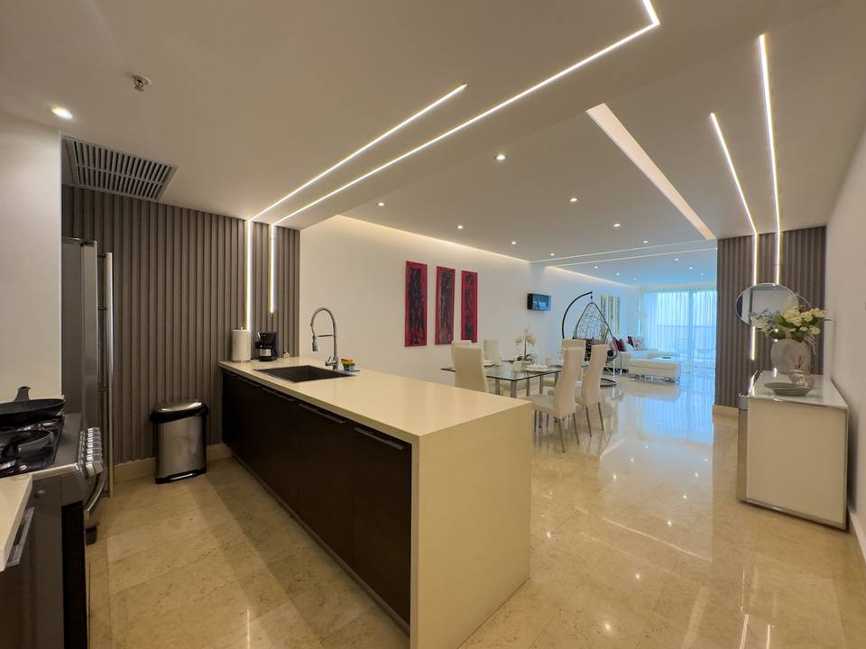 Apartamento de lujo con vistas al mar en Cinta Costera