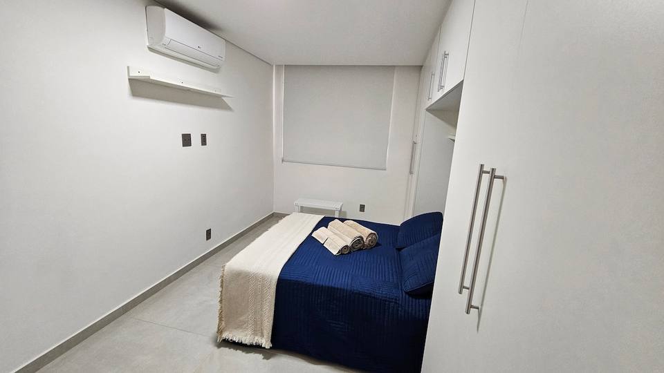 Silencioso departamento con vista a la playa en Copacabana
