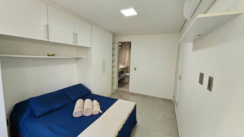 Silencioso departamento con vista a la playa en Copacabana