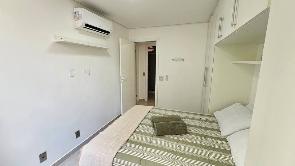 Silencioso departamento con vista a la playa en Copacabana