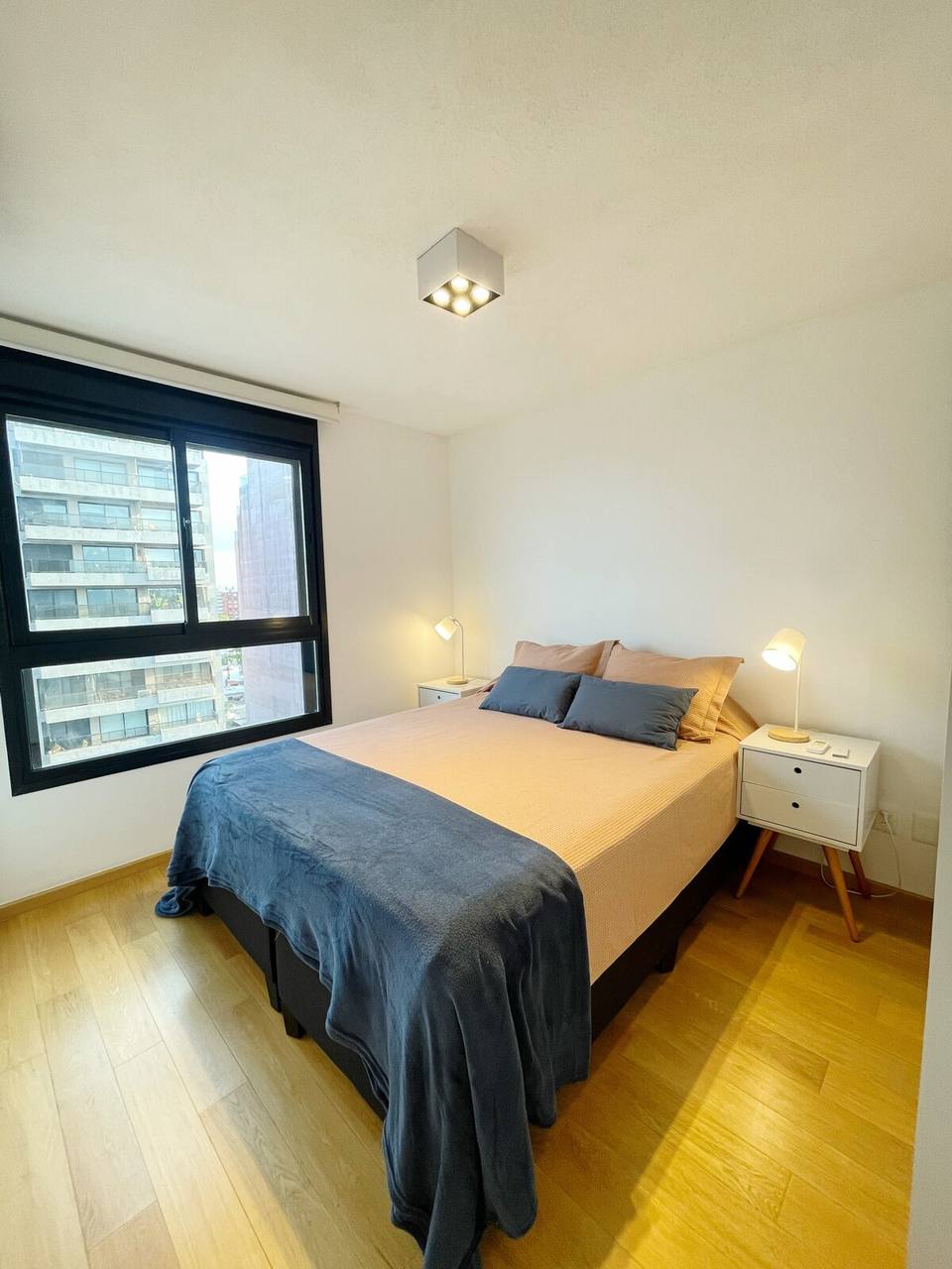 Apartamento moderno con vista al mar en Pocitos