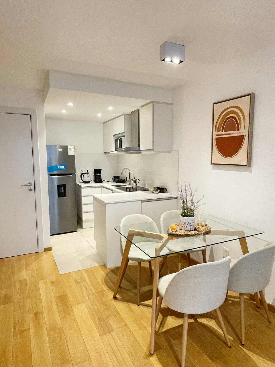 Apartamento moderno con vista al mar en Pocitos