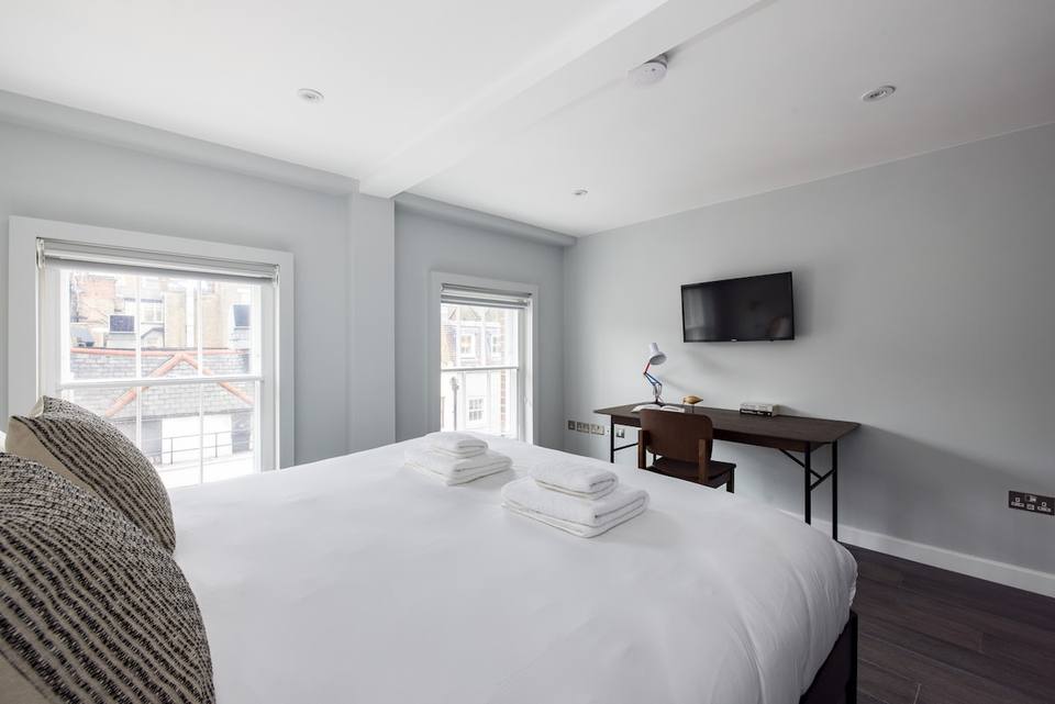 Moderno Dúplex de Diseño en el Corazón de Londres