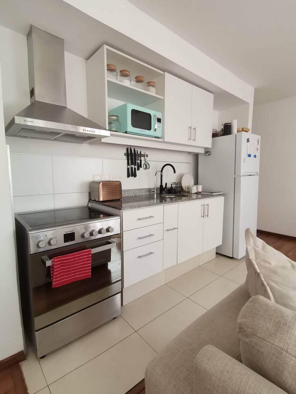 Cocina integrada totalmente equipada