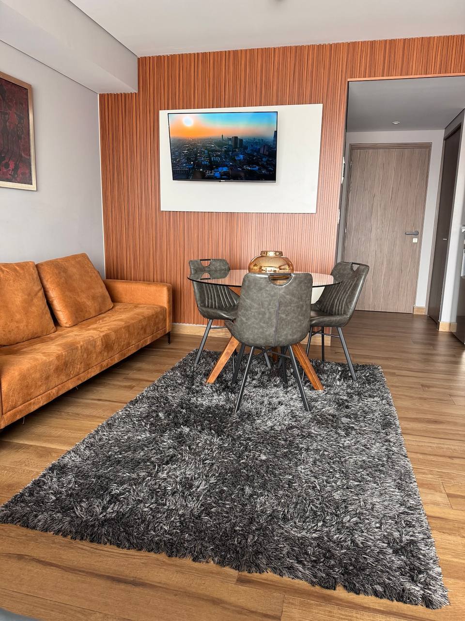 Exclusive Loft with Incredible Views of the Monument to the Revolution