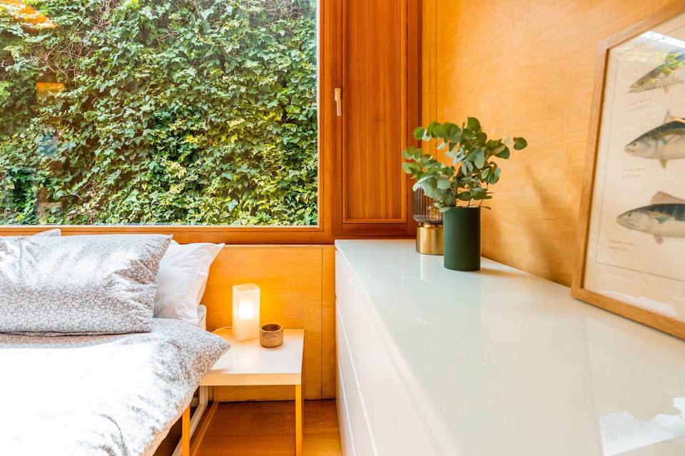 Minimalist Design Retreat with Private Garden