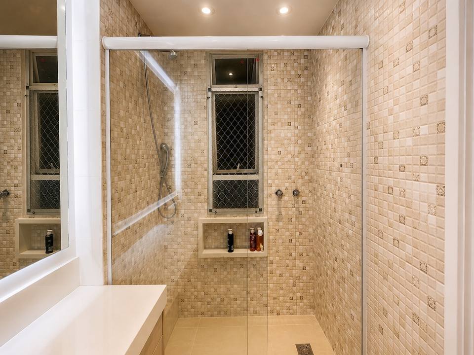 Confort moderno en Ipanema con pileta y sauna