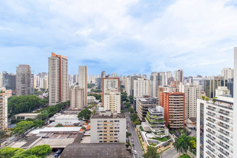Silencioso estudio con vistas en Vila Olímpia