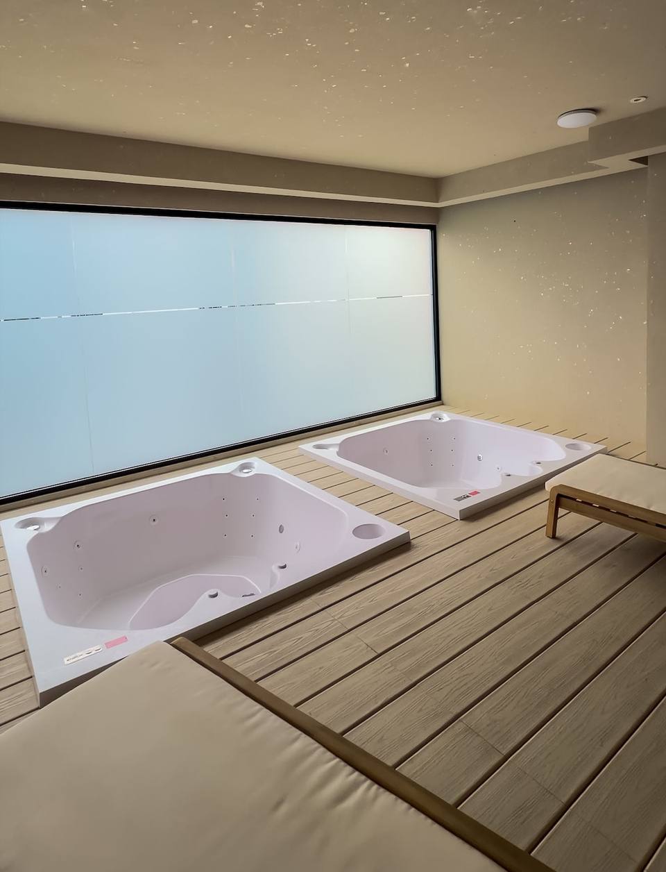 Luxury Suite with Skyline Views in San Francisco, Panama City